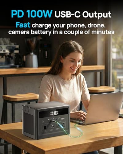 Portable power station with 576Wh LiFePO4 battery — photo 4
